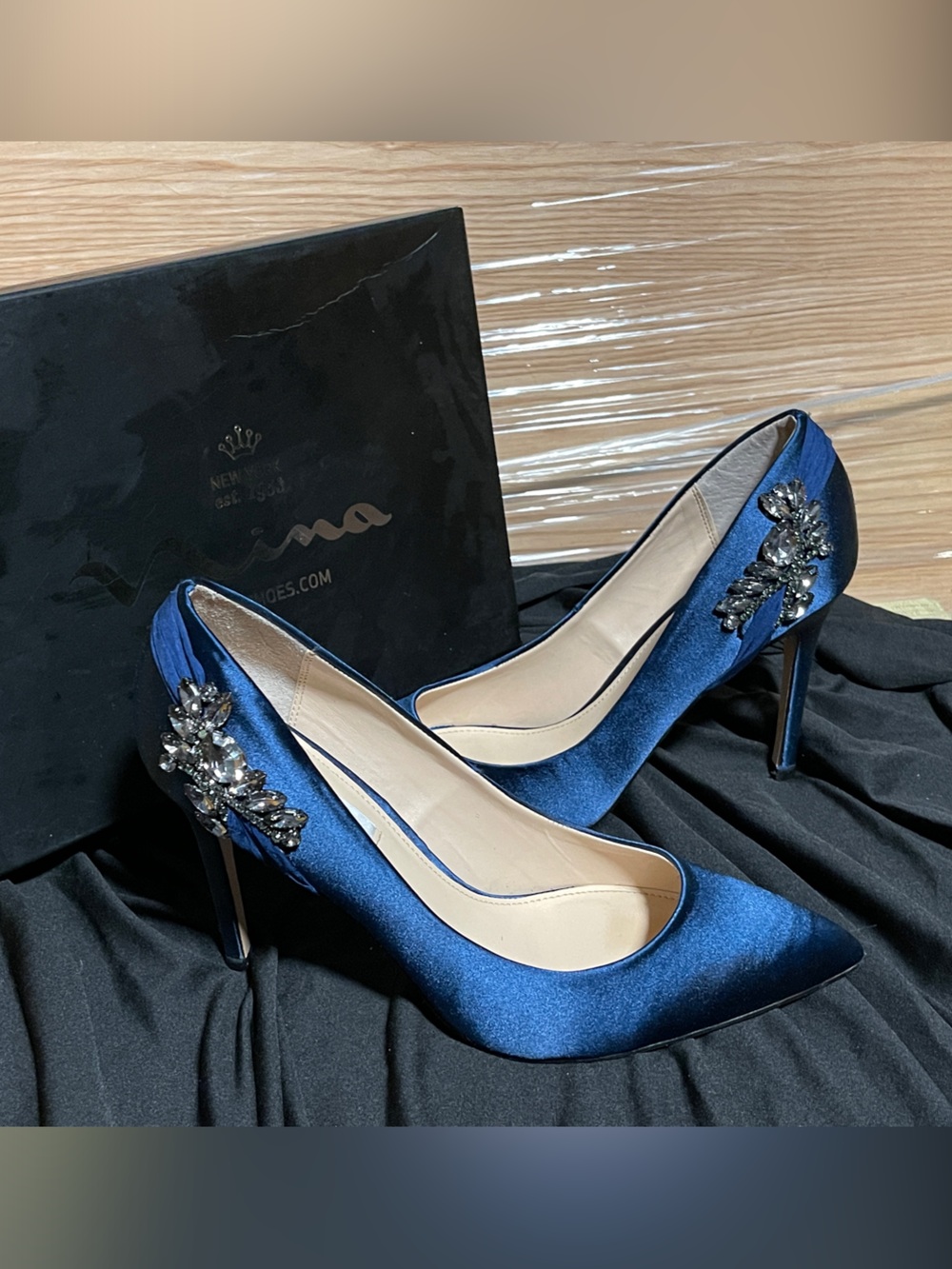 Nina Navy Satin Crystal-Embellished Pointed-Toe Heels Pumps SZ 10